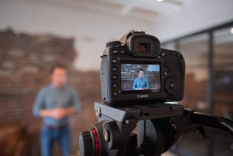 Với kinh nghiệm của mình, dịch vụ làm video marketing chất lượng tại tphcm
